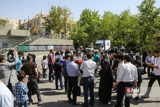 دانش آموز 