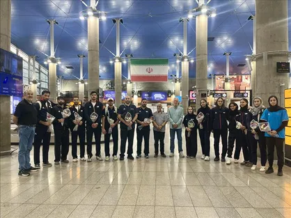 بازگشت تیم&zwnj;های ملی بسکتبال ۳ به ۳ دختران و پسران به ایران