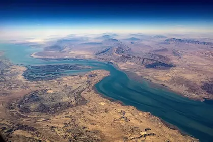 از کانال سوئز تا تنگه هرمز؛ آیا ایران پایان امپراتوری آمریکا را رقم خواهد زد؟