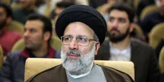 ساخت مراکز فرهنگی و تربیتی در باغات آستان قدس را به برج‌سازی ترجیح دادیم