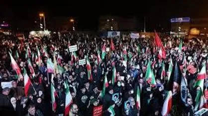 شهروند حاضر در اجتماعات: همین که ترامپ نتوانست اهدافش را به سرانجام برساند این پیروزی است/ مردم ما میدان را خالی نمی&zwnj;کنند+ فیلم