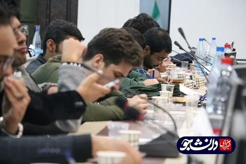 نشست صمیمی مسئول نهاد رهبری در دانشگاه‌های خوزستان با مجموعه‌های دانشجویی دانشگاه شهید چمران اهواز