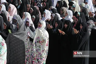  اقامه نماز عید فطر به امامت رهبر معظم انقلاب