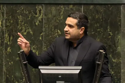 اسحاقی: عده&zwnj;ای تصور می&zwnj;کنند مشکل آلودگی هوا با چند روز تعطیلی مدارس یا دورکاری حل می&zwnj;شود/ برای اجرای قانون هوای پاک نیاز به منابع اعتباری نیست+فیلم