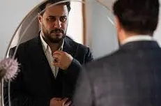 جواد عزتی با «کت چرمی» در نوبت اکران