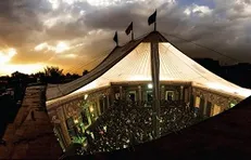 معماری حسینیه‌ها و تکایا از نگاه «شب معماری»
