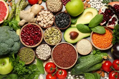 کدام مواد غذایی را در روز‌های گرم مصرف کنیم؟