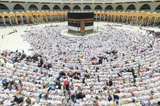 بیش از ۱۰۰۰ نفر در ساعات اولیه برای حج ۱۴۰۲ ثبت‌نام کردند