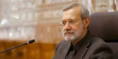 لاریجانی و جمعی از نمایندگان از احمد ناطق نوری عیادت کردند