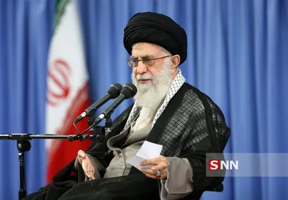 رهبرانقلاب: فعلا يك سيلی به آمريكاييها زده شد، انتقام موضوع ديگری است / در مقابل کاری که سلیمانی با شهادتش انجام داد تعظیم می&zwnj;کنم / مردم باید همینطور انقلابی بمانند