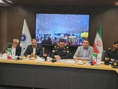 پلیس اقتصادی در کنار فعالان تجاری هرمزگان نقش‌آفرینی می‌کند
