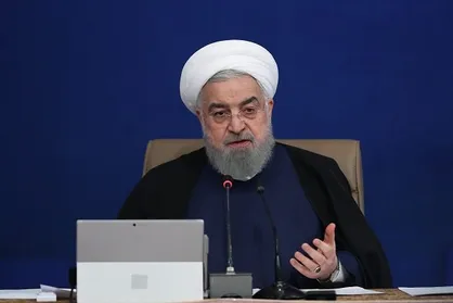 روحانی: مردم همکاری نکنند در مقابله با کرونا موفق نخواهیم شد / محدودیت&zwnj;های جدید برای ۲۵ استان