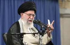 رهبر معظم انقلاب اسلامی: دستگاه‌های دولتی هرچه بیشتر به یاری سیل‌زدگان بشتابند