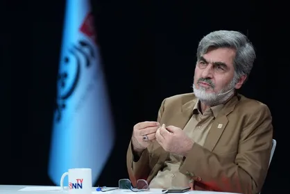 کوچک&zwnj;زاده: جنگ ما جنگ فقر و غناست + فیلم