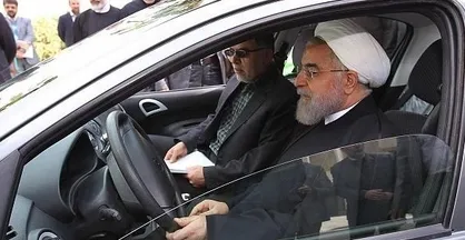 فیلم/ پاسخ روحانی در خصوص افزایش ۱۱۰۰ درصدی تعرفه خودرو&zwnj;های هیبریدی