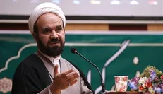بروکراسی اداری موجود در دانشگاه آزاد کشنده است/ابلاغ دستورالعمل اجرایی عفاف و پوشش تا پیش از مهر