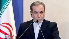 عراقچی: جالب است که دولت آمریکا اصرار دارد هر بار با ایران مذاکرات را آغاز کند و سپس در میانه گفت‌و‌گو‌ها به ایران حمله کند! همین اتفاق خرداد گذشته نیز رخ داد + عکس