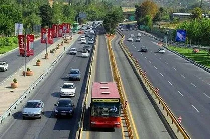 موتورسواران از ورود به خطوط ویژه اتوبوس&zwnj;ها خودداری کنند