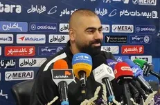 زارع: تلاش زیادی مقابل استقلال کردیم، اما جواب نداد/ تفاوت قیمتی دو تیم قابل قیاس نیست