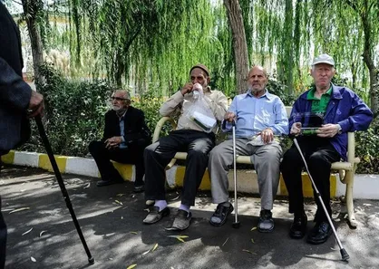 زمان پرداخت &laquo;عیدی&raquo; بازنشستگان اعلام شد / بانک رفاه به جامعه کارگری برگشت