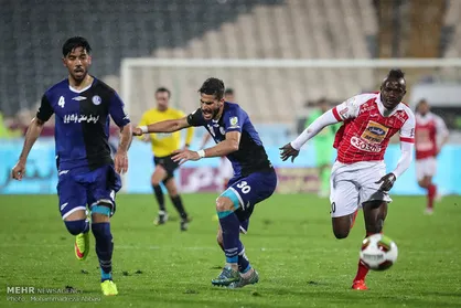 تقسیم امتیازات با جنجال/ استقلال خوزستان صفر- پرسپولیس صفر
