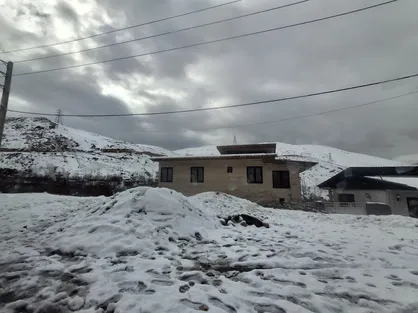 بارش برف در لواسان