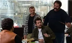 سینا شعبانخانی خواننده تیتراژ 