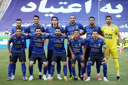 بازیکنان استقلال تا قبل از شروع لیگ واکسینه می شوند &nbsp;