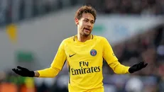 پاسخ ابهام آمیز مدیر PSG درباره ماندن نیمار