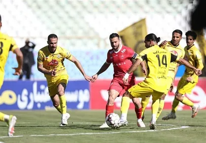 خلاصه بازی پرسپولیس ۱ فجر سپاسی شیراز ۲/ شانس صعود به صدر از دست رفت+ فیلم