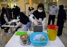 ۷ میلیون و ۵۶۳ هزار نفر کامل واکسینه شدند / مجموع واکسن‌های تزریق شده به بیش از ۲۵ میلیون و ۶۰۰ هزار دوز رسید