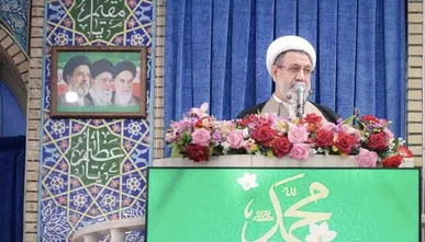امام جمعه کرمان: مردم مبعوث ایران فرضیه‌های غرب را به ابطال کشاندند