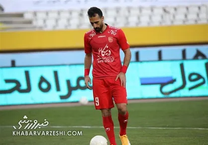 چرا استقلالی ها نتواستند قاسمی نژاد را بخرند؟