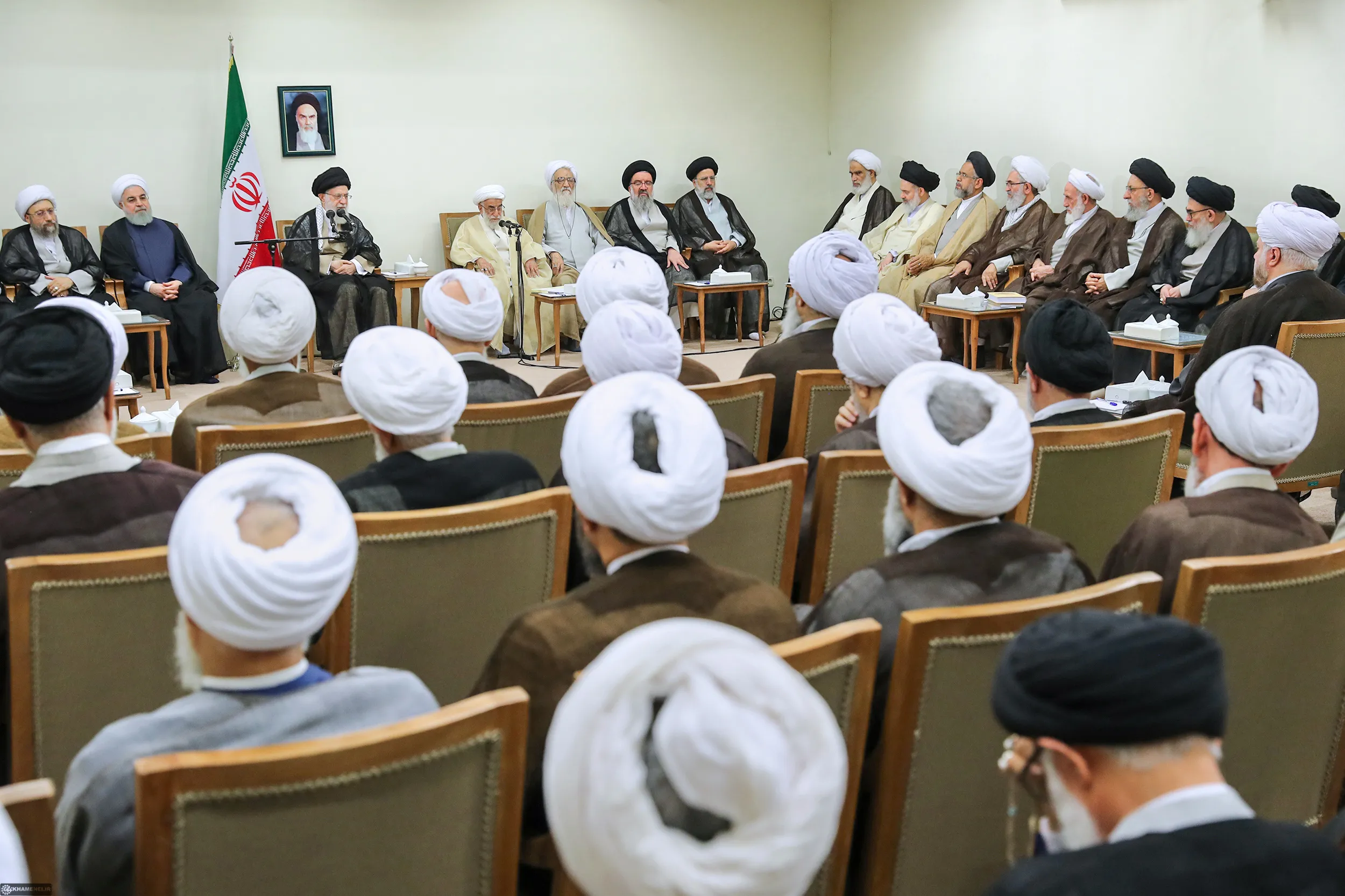 امام خامنه ای