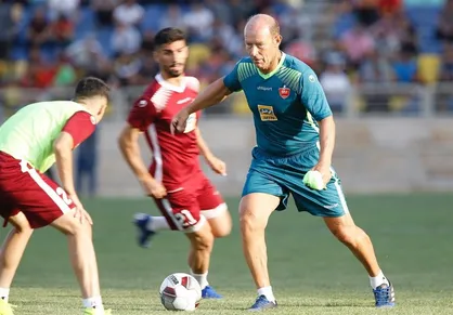 زمان نشست خبری سرمربیان پرسپولیس و پارس جنوبی اعلام شد