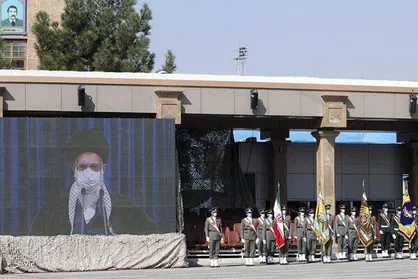 ارکان اصلی اقتدار ملی از نگاه رهبر انقلاب در رادیو ایران بررسی می&zwnj;شود