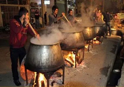 ۱۴ دیگ حلیم نذری دانشگاه آزاد کرج بین نیازمندان البرز توزیع می&zwnj;شود
