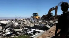 صهیونیست‌ها یک مدرسه را در قدس اشغالی تخریب کردند