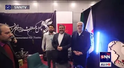 حضور وزیر ارشاد و وزیر نفت در غرفه خبرگزاری دانشجو و تقدیر و تشکر از پوشش لحظه&zwnj;ای اخبار جشنواره فیلم فجر