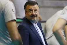 داورزنی: پرسپولیس و سپاهان باید خسارت بدهند/ استقلالی‌ها در مورد قرارد شفر پاسخگو باشند