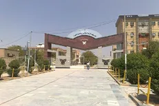 دانشگاه آزاد باید از ظرفیت و قدرت علمی خود استفاده کند