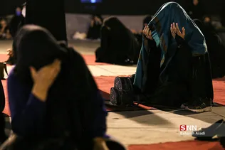 عزاداری شب دوم محرم در میدان امام حسین (ع)