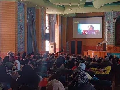 &laquo;ساعت جادویی&raquo; در اکران&zwnj;های مردمی عمار چقدر مخاطب داشت؟