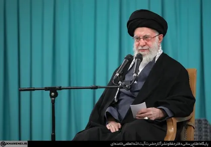 زندگی نامه مجاهدت خستگی ناپذیر آیت الله خامنه ای رهبرانقلاب+جزییات